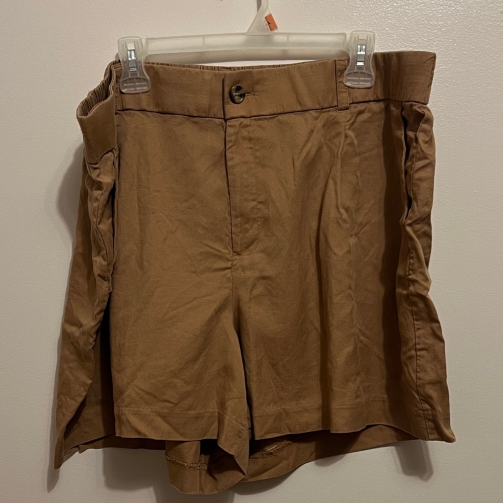 Torrid Women's Tan Flat Front Shorts